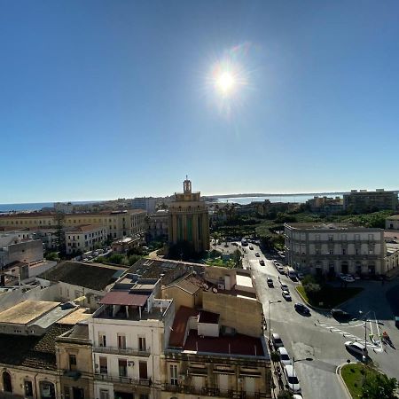 Bella Vista Apartment Сиракуза Екстериор снимка
